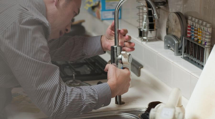 Expert burst pipe repair services in Argyle, MO